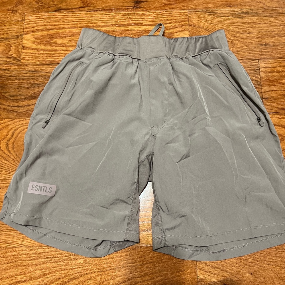 ESNTLS SPORT SHORTS - Mauve color. Like new open to offers!